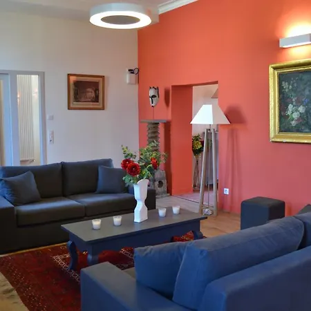 Domaine De Ceyrac Bed & Breakfast 3*