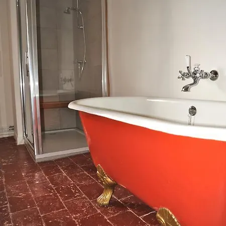 Domaine De Ceyrac Bed & Breakfast Conqueyrac