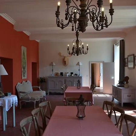 Domaine De Ceyrac Bed & Breakfast 3*